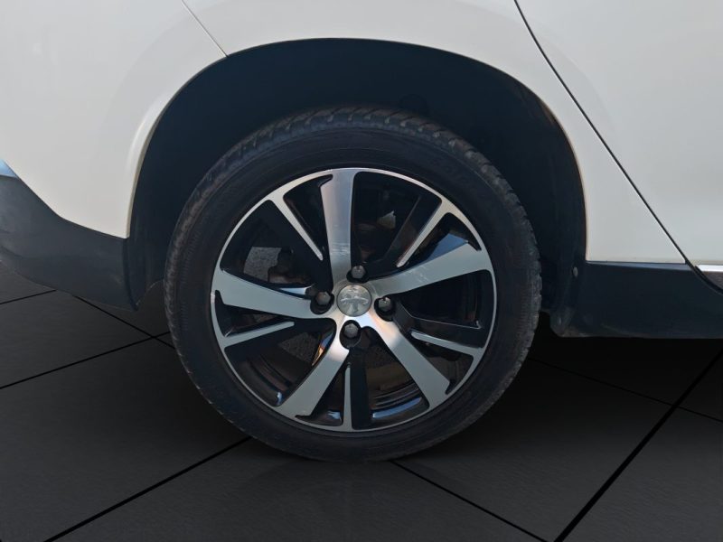 PEUGEOT 2008 1.6 E-HDI 92 FELINE