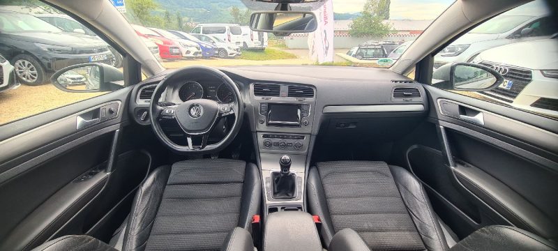 VOLKSWAGEN Golf 7 - 1.4 TSi Comfortline 140ch essence
