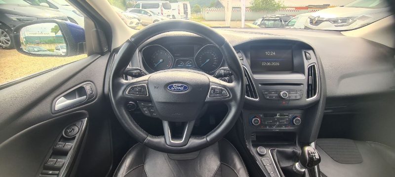 FORD Focus - 1.5 Ti-Vct Titanium 182ch essence