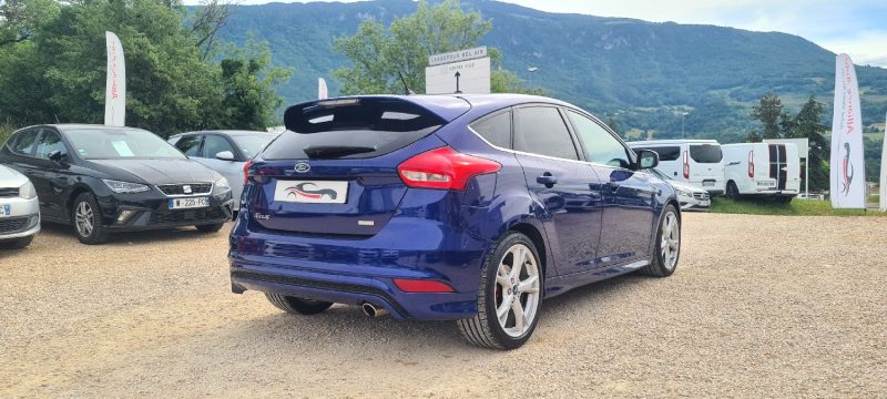 FORD Focus - 1.5 Ti-Vct Titanium 182ch essence
