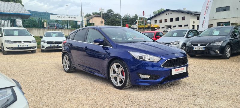 FORD Focus - 1.5 Ti-Vct Titanium 182ch essence
