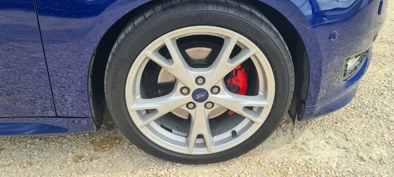 FORD Focus - 1.5 Ti-Vct Titanium 182ch essence
