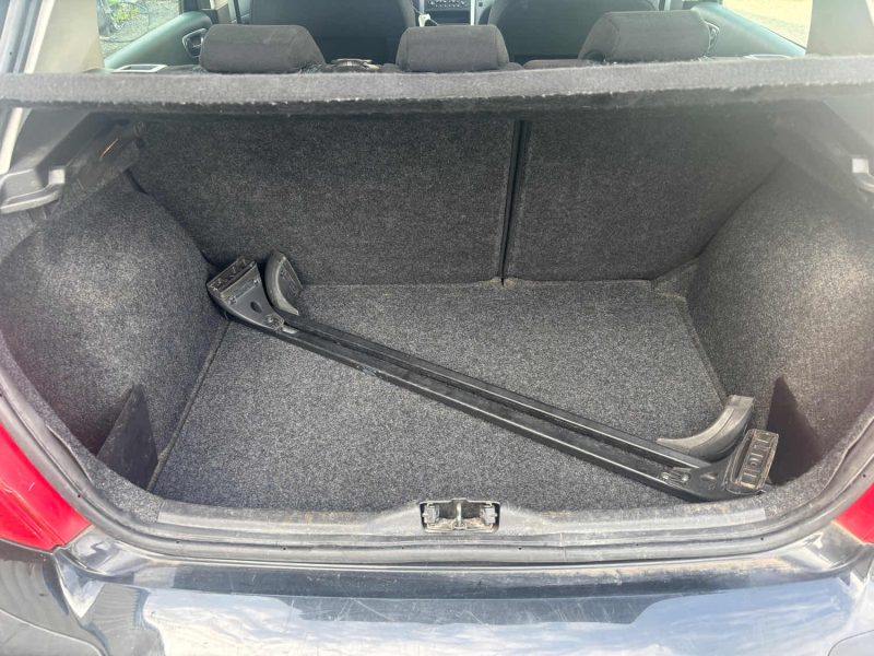 PEUGEOT 307 2.0 HDI XT 2002