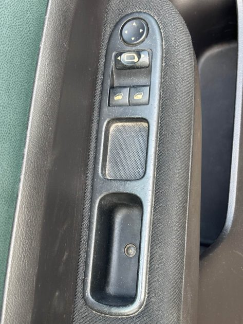 PEUGEOT 307 2.0 HDI XT 2002