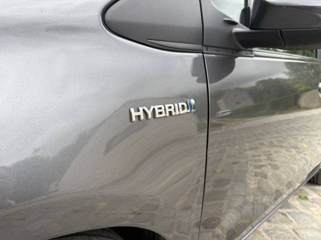 TOYOTA YARIS  HYBRIDE 100H FRANCE BUSINESS  2019 / gps / camera recul / 1ere main