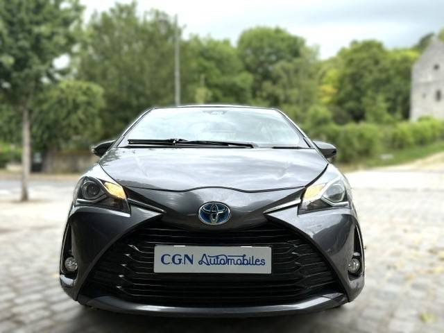 TOYOTA YARIS  HYBRIDE 100H FRANCE BUSINESS  2019 / gps / camera recul / 1ere main