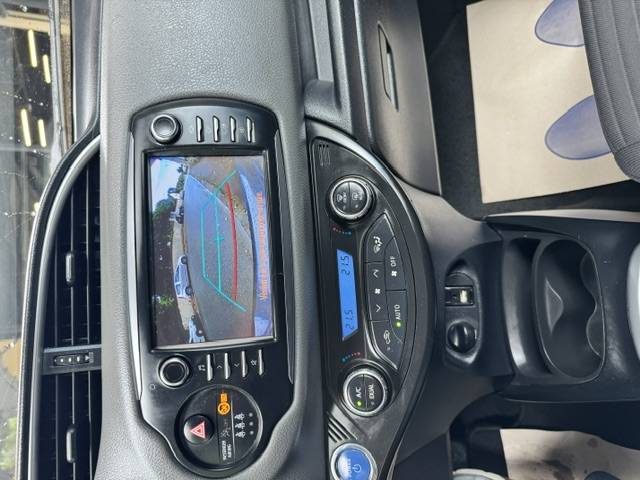 TOYOTA YARIS  HYBRIDE 100H FRANCE BUSINESS  2019 / gps / camera recul / 1ere main