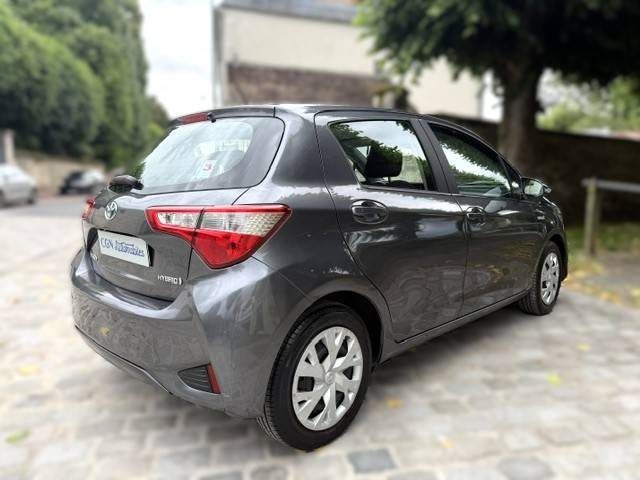 TOYOTA YARIS  HYBRIDE 100H FRANCE BUSINESS  2019 / gps / camera recul / 1ere main