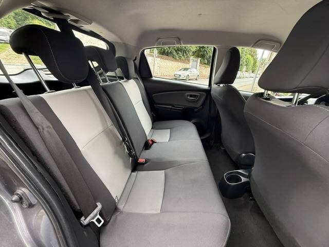 TOYOTA YARIS  HYBRIDE 100H FRANCE BUSINESS  2019 / gps / camera recul / 1ere main