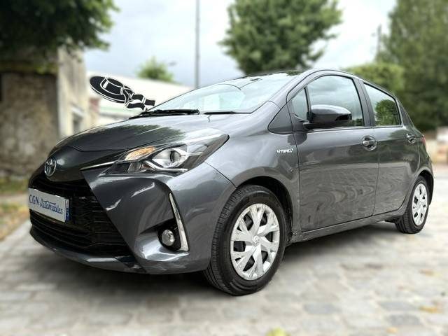 TOYOTA YARIS  HYBRIDE 100H FRANCE BUSINESS  2019 / gps / camera recul / 1ere main