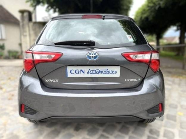 TOYOTA YARIS  HYBRIDE 100H FRANCE BUSINESS  2019 / gps / camera recul / 1ere main