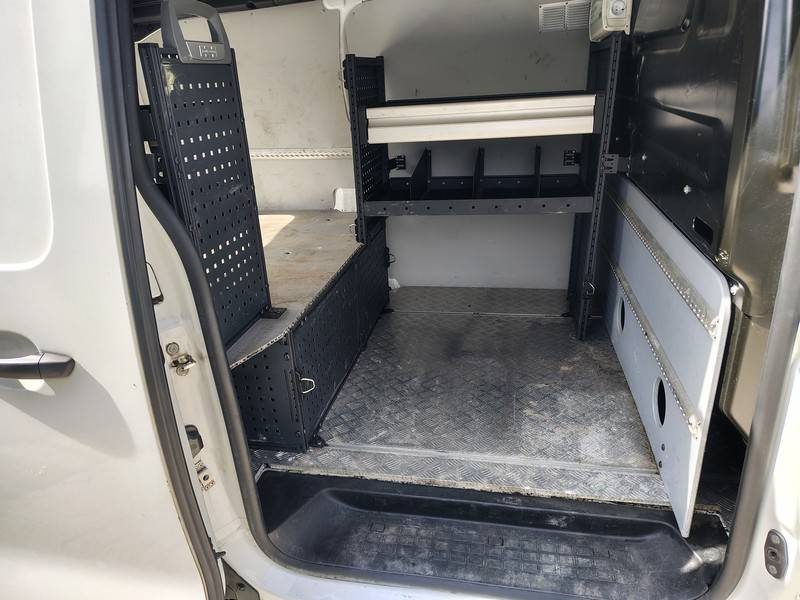CITROËN JUMPY 120CH EAT8 – AMÉNAGÉ PRO – GARANTIE 46,90/MOIS – 99500 KM – 14 575 HT 2.0 BLUEHDI 120 2021