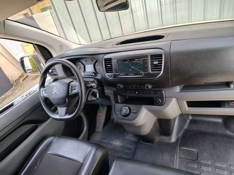 CITROËN JUMPY 120CH EAT8 – AMÉNAGÉ PRO – GARANTIE 46,90/MOIS – 99500 KM – 14 575 HT 2.0 BLUEHDI 120 2021