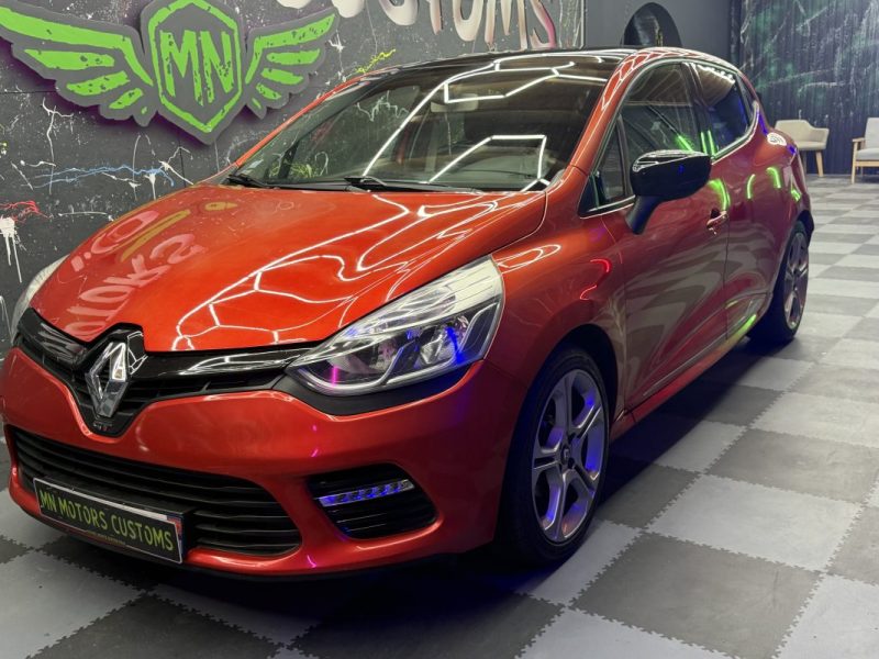 RENAULT CLIO IV RE88036 2015