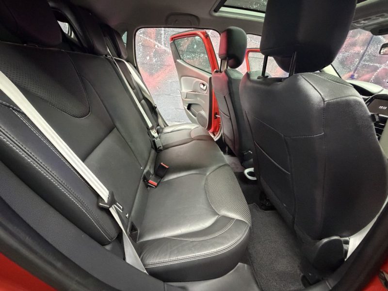RENAULT CLIO IV RE88036 2015