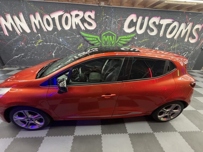 RENAULT CLIO IV RE88036 2015