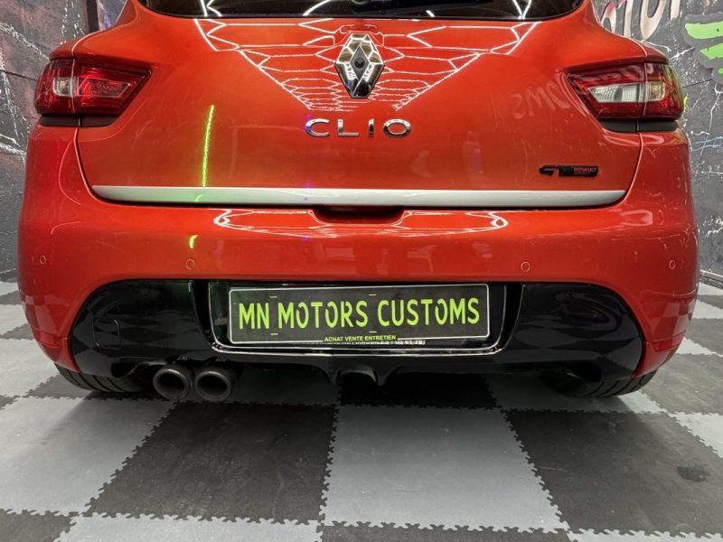 RENAULT CLIO IV RE88036 2015