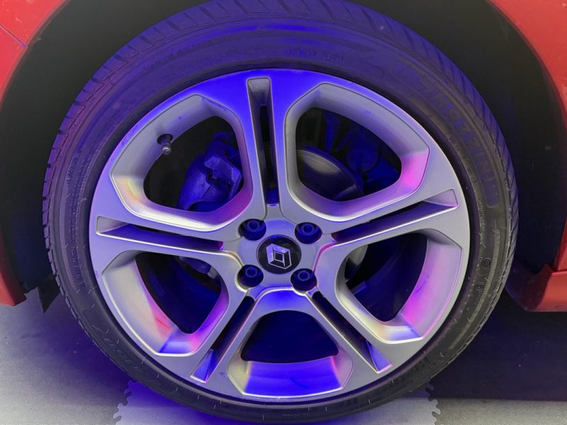 RENAULT CLIO IV RE88036 2015