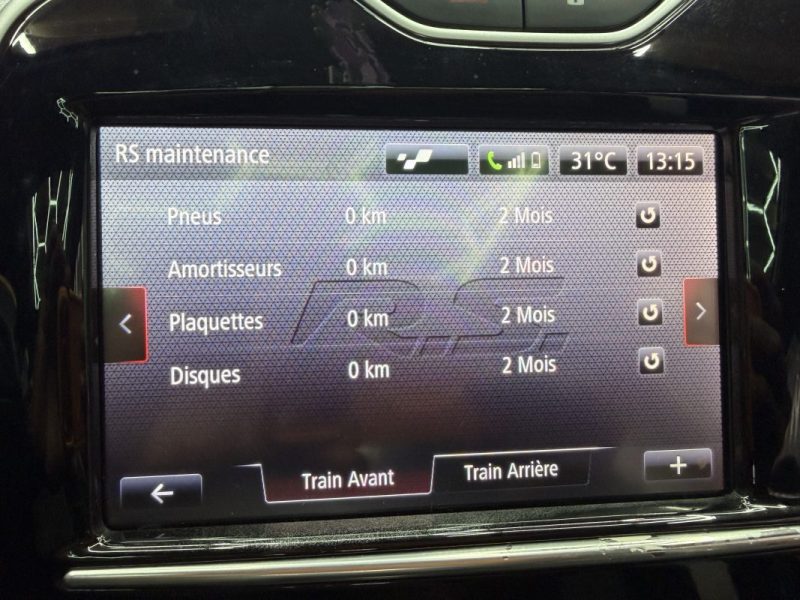 RENAULT CLIO IV RE88036 2015