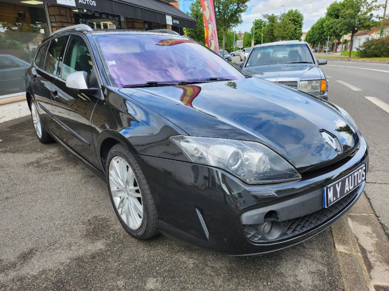 RENAULT LAGUNA III 2.0 DCI GT