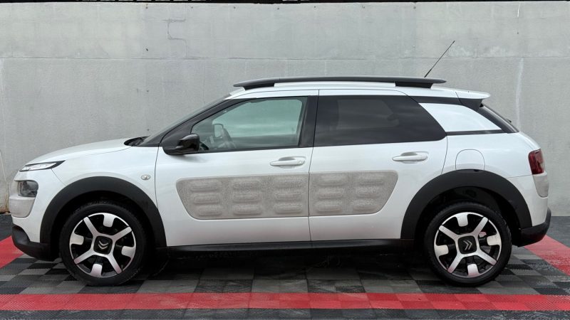 CITROËN C4 CACTUS 1.2 THP 110 SHINE  2015