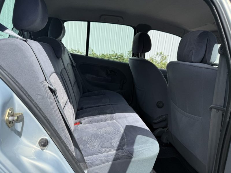 RENAULT CLIO RTE 1.6 BVA 1999 1er Main