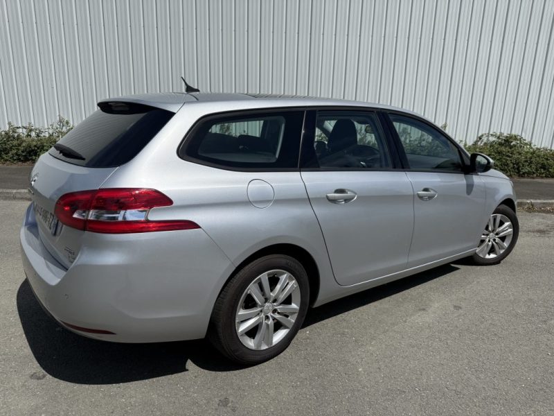 PEUGEOT 308 II SW 1.6 BLUE HDI 120 BUSINESS 2015