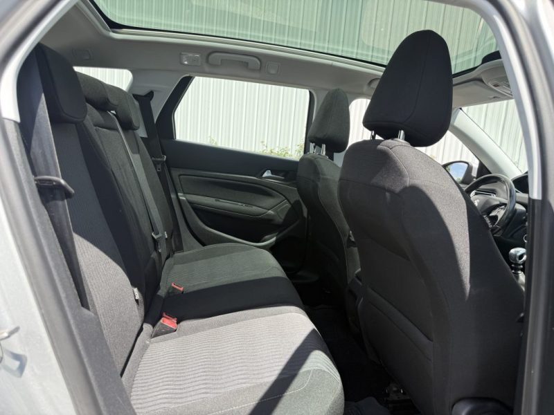 PEUGEOT 308 II SW 1.6 BLUE HDI 120 BUSINESS 2015