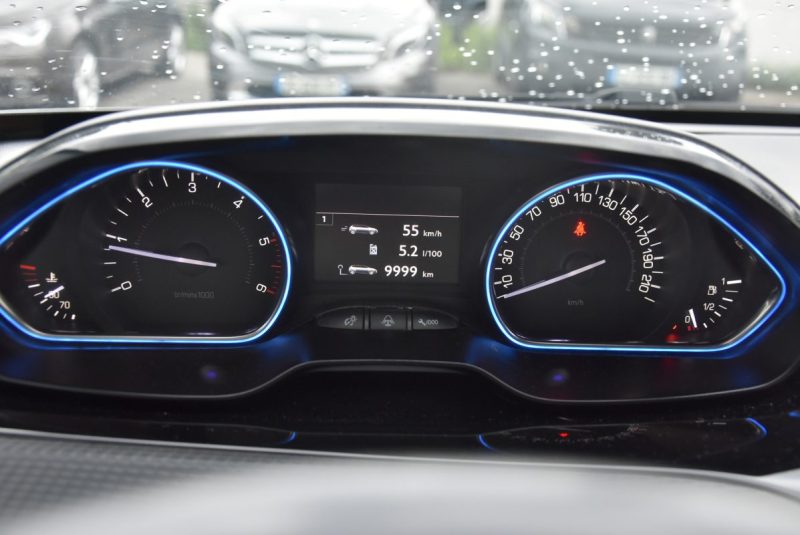PEUGEOT 2008 I (CU_) 1.6 BLUEHDI 120 CROSSWAY 2015
