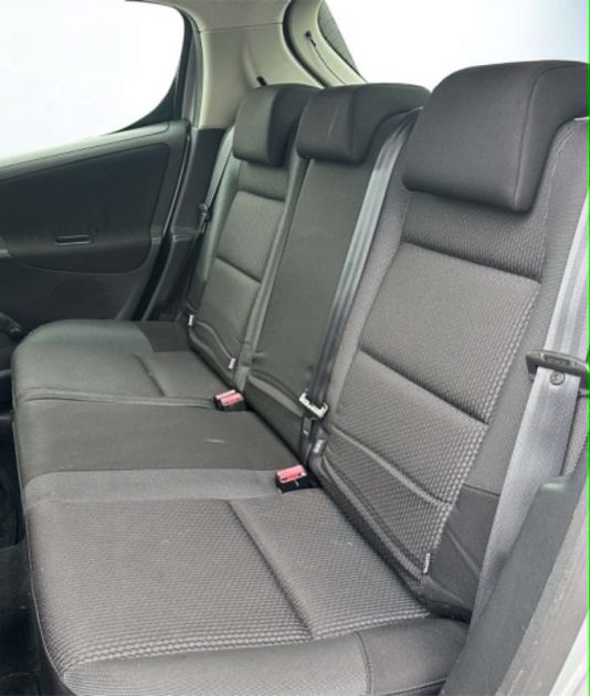 PEUGEOT 207 98G 2011