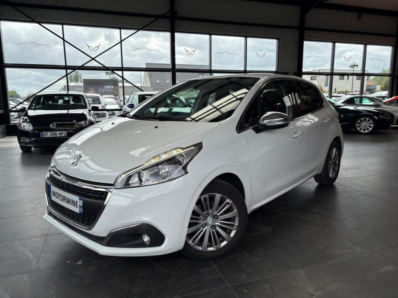 🚗 PEUGEOT 208 1.2 110 Ch - Première main 🗺️ GPS ❄️ Clim ⚙️ Distribution Faite ✅ Garantie 