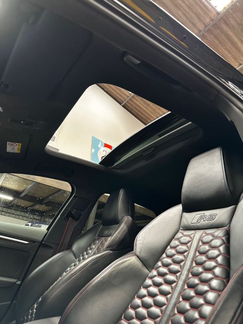 MAGNIFIQUE AUDI RS3 8Y 400 CH (FULL SUIVI AUDI, PACK RS, TOIT OUVRANT, BANG ET OLUFSEN) ⭐️⭐️⭐️⭐️⭐️