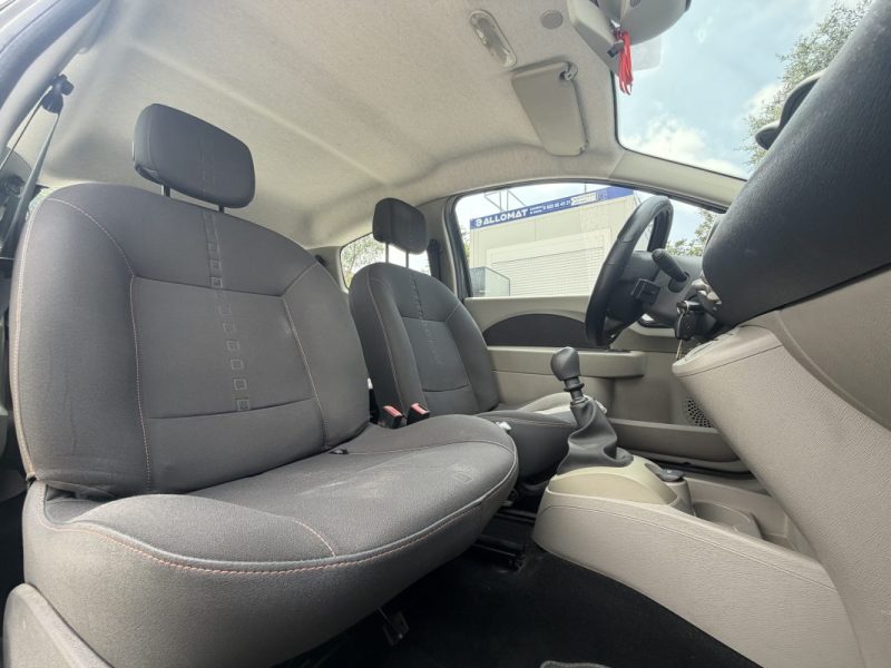 RENAULT TWINGO II 1.2 75ch RIP CURL 2008