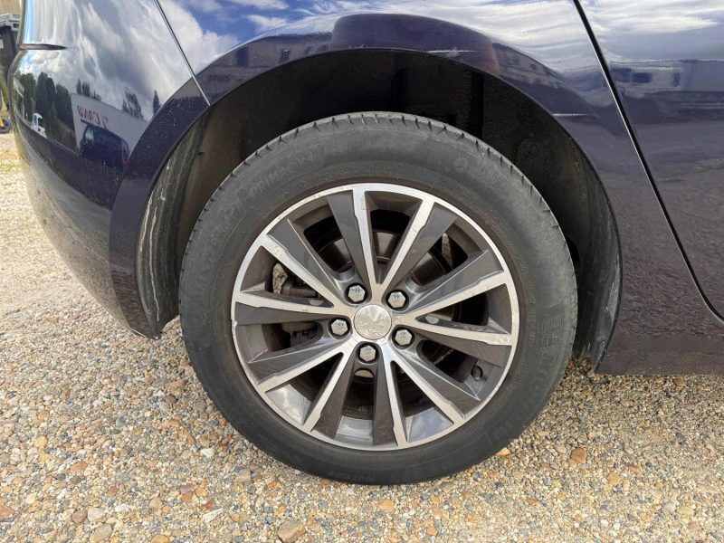 PEUGEOT 308 II 1.6 BLUE HDI 120 ALLURE 