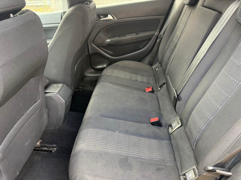 PEUGEOT 308 II 1.6 BLUE HDI 120 ALLURE 