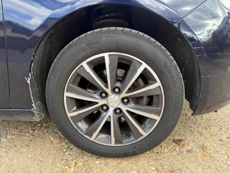 PEUGEOT 308 II 1.6 BLUE HDI 120 ALLURE 