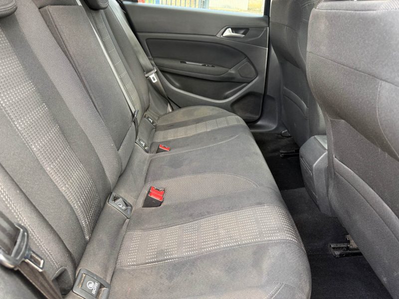 PEUGEOT 308 II 1.6 BLUE HDI 120 ALLURE 