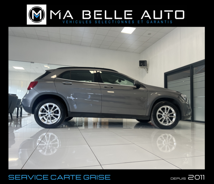 MERCEDES GLA 200 D 136 STYLE 4 MATIC 7G-DCT/ carnet / Xenon Attelage élec. / 248 euros mensuel