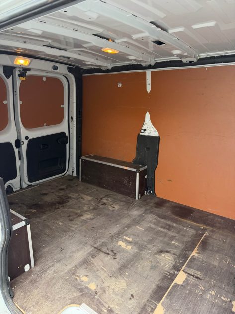 RENAULT TRAFIC L1H1 - 2.0  BLUE DCI - 130 CH - GRAND CONFORT - GARANTIE 3 MOIS - TVA RÉCUPERABLE