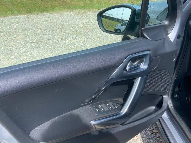 PEUGEOT 2008 1.6 BLUE HDI 120 ALLURE 2016