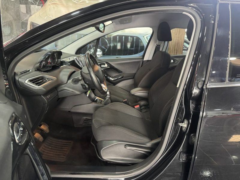 PEUGEOT 208 1.2 TURBO 82 ALLURE 2016