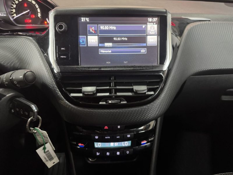 PEUGEOT 208 1.2 TURBO 82 ALLURE 2016