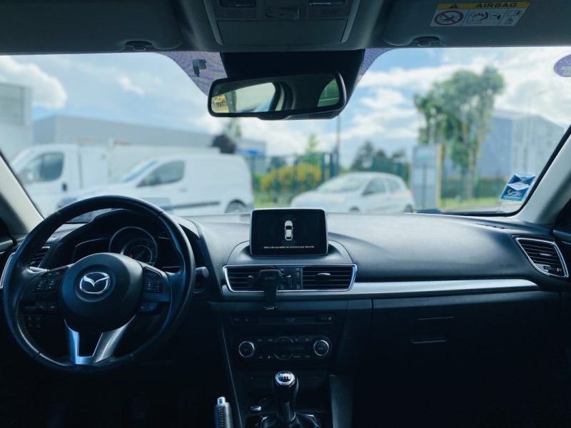 MAZDA 3 2.0 SKYACTIV-G 165 DYNAMIQUE BVM6 - 1ère Main - Suivi D'Entretien - Tête Haute