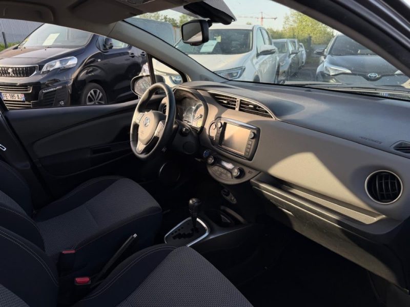 TOYOTA YARIS III 1.5 HYBRID 100h DESIGN