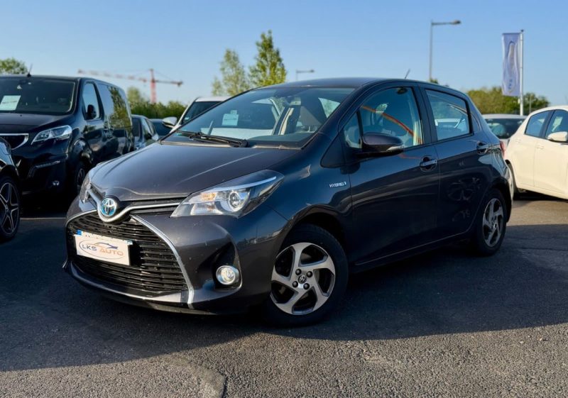 TOYOTA YARIS III 1.5 HYBRID 100h DESIGN