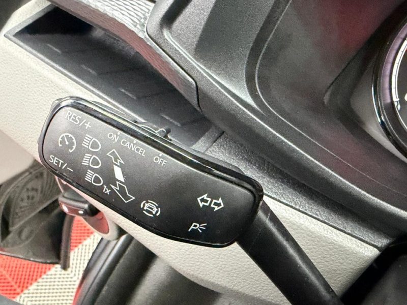 VOLKSWAGEN  TRANSPORTER 6.1 VAN 2026