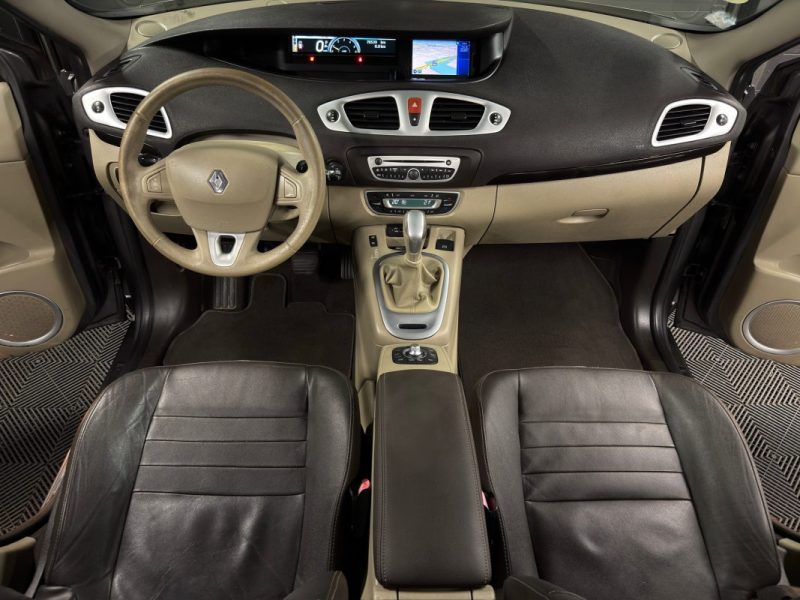 RENAULT SCENIC 3 III JADE 2.0 DCI 150 ATTELAGE BOITE AUTO INTERIEUR CUIR TOIT OUVRANT Garantie 1 an