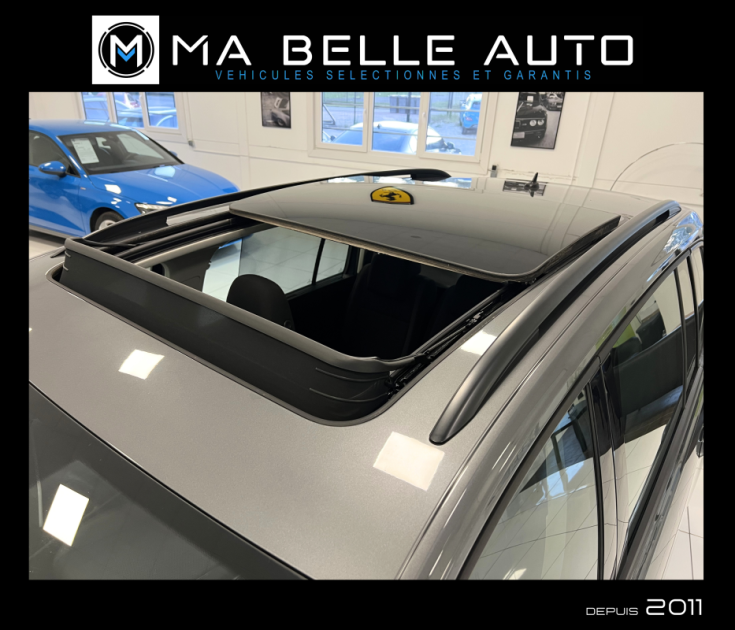 Volkswagen Touran 1.6 tdi 115 Trendline 5 place / TOE GPS Attelage électrique /  179 euros mensuel