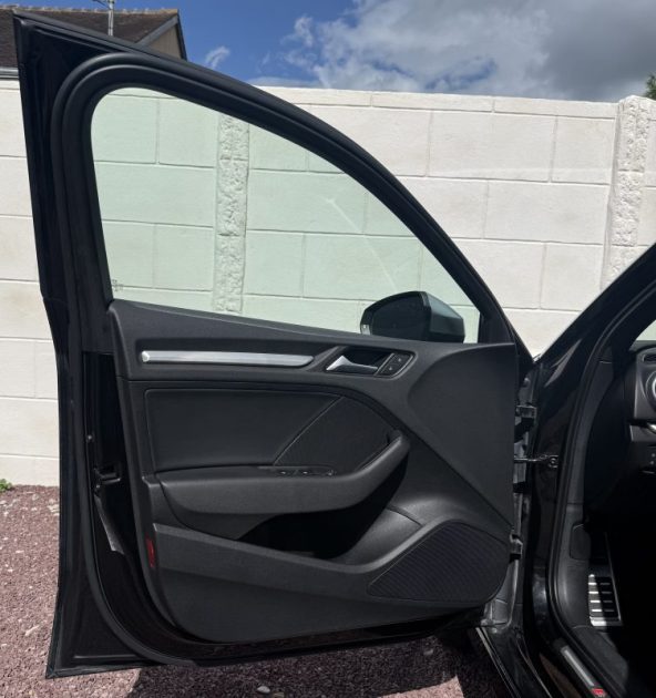 AUDI A3 Limousine Sline 2.0 TDI 150ch S-Tronic / Volant Meplat / Sièges Sline / Feux Led