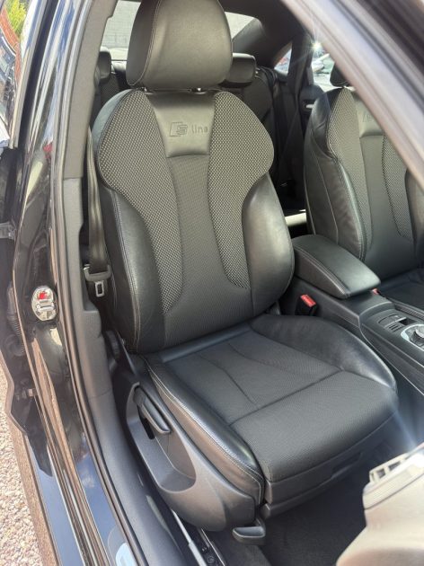 AUDI A3 Limousine Sline 2.0 TDI 150ch S-Tronic / Volant Meplat / Sièges Sline / Feux Led